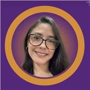 Consultora de trabalhos científicos e professora de Biologia para adolescentes e adultos